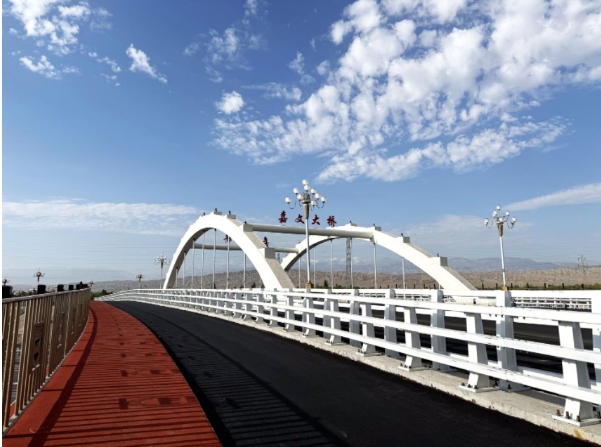 嘉峪關跨高速公路橋梁擴建